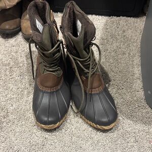 JBU Women's Ankle Boots in Brown and Gray